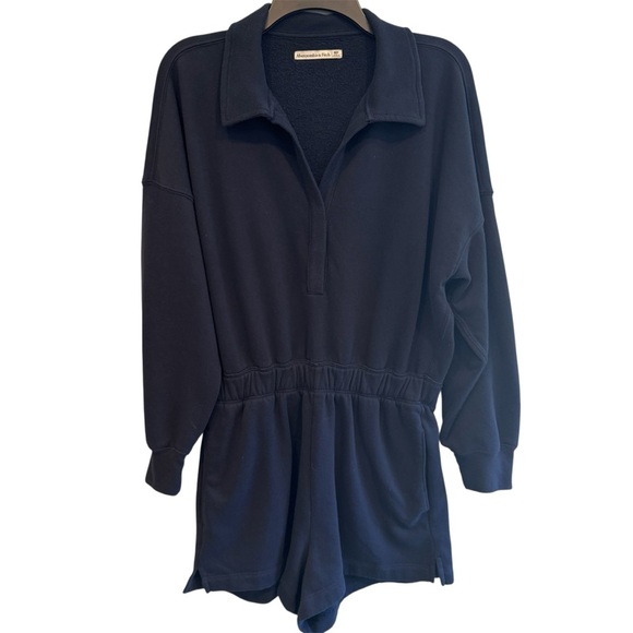 Abercrombie & Fitch Fleece Long Sleeve Shorts w/Pockets Romper Size M Petite - Picture 1 of 7